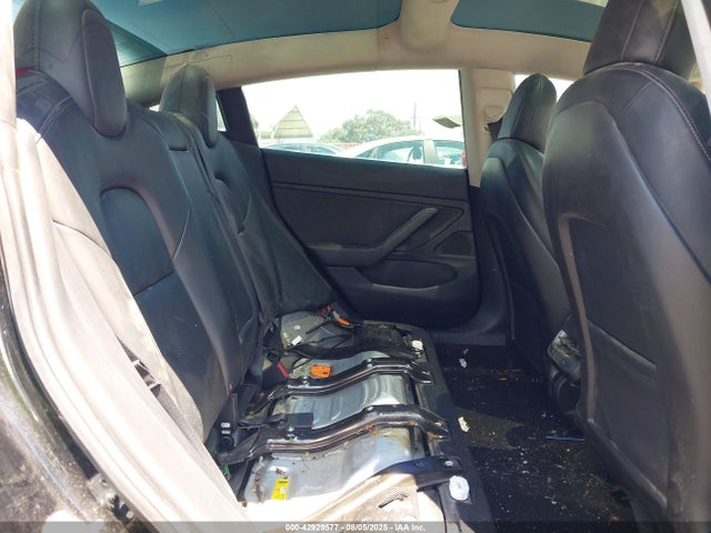 5YJ3E1EA7KF192978 Tesla 2019