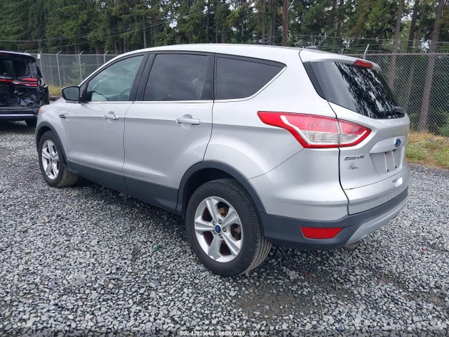 1FMCU0GX2GUA61109 Ford Escape