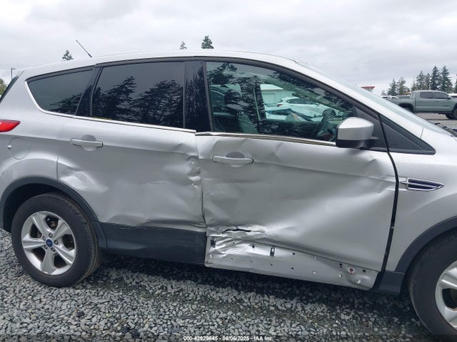 1FMCU0GX2GUA61109 Ford Escape