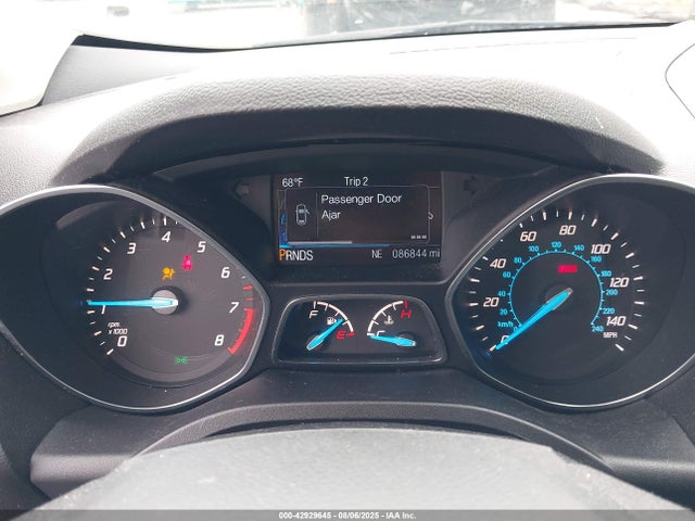 1FMCU0GX2GUA61109 Ford Escape