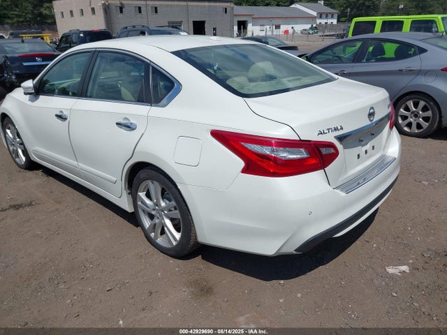 Nissan Altima 2016 1N4BL3AP4GC271056 Image 3