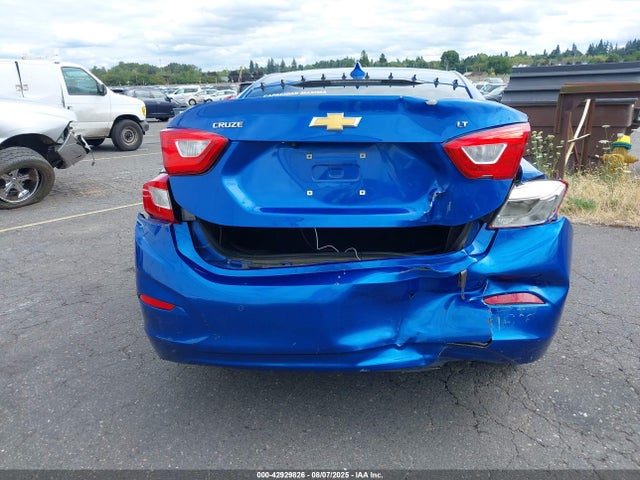Chevrolet le2 -di: direct injection, vvt: variable valve timing, gen, alum 2018 1G1BE5SM5J7160741 Image 6