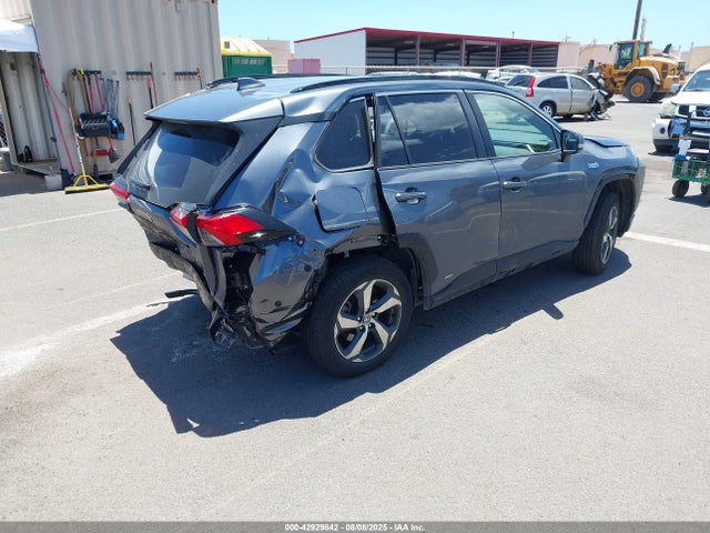 2024 TOYOTA RAV4 PRIME JTMCB3FV8RD233125 Photo 3