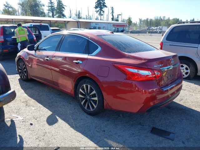 1N4AL3AP9GC110861 Nissan 2016