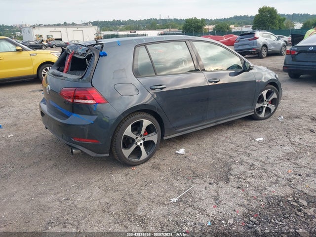 3VW447AU8JM286871 Volkswagen Golf GTI