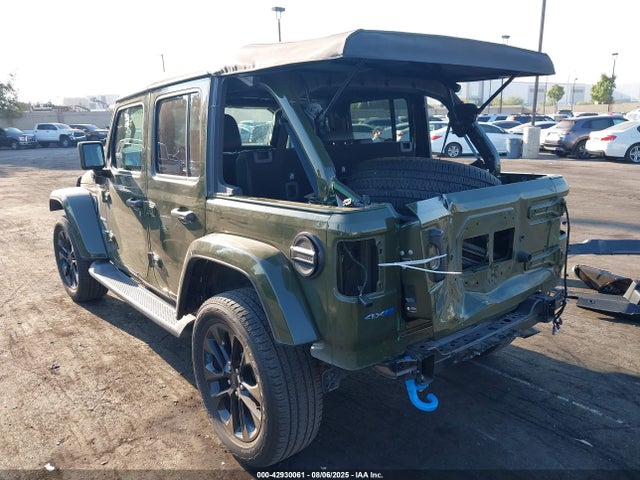 1C4JJXP61NW245575 Jeep 2022