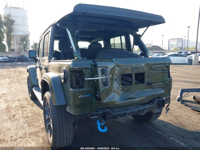 1C4JJXP61NW245575 Jeep 2022