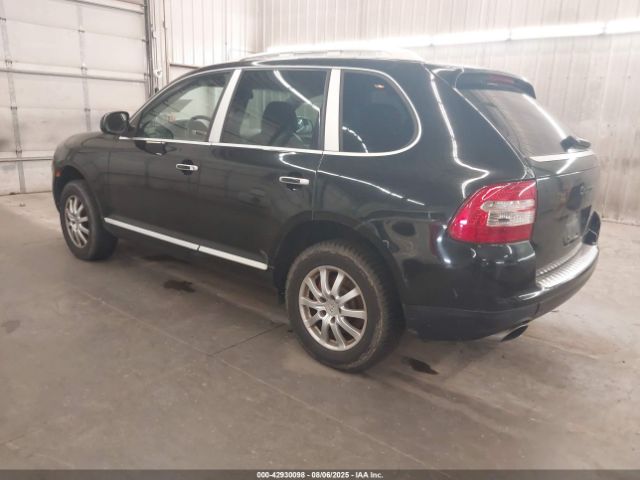 2005 PORSCHE CAYENNE WP1AA29P85LA23026 Photo 2