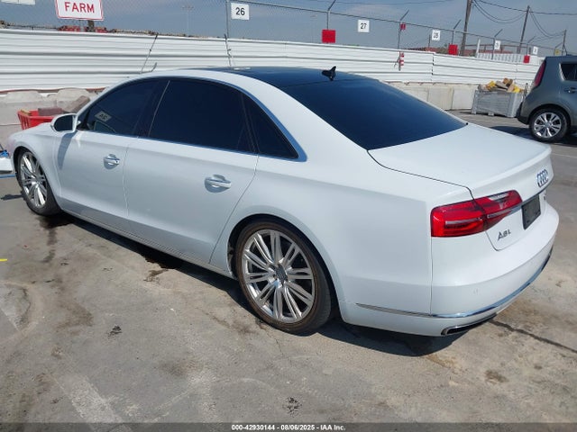 Audi A8 2015 WAU32AFD5FN001998 Image 3