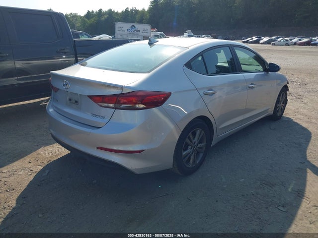 5NPD84LF0JH277415 Hyundai mpi nu