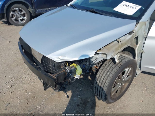 5NPD84LF0JH277415 Hyundai mpi nu