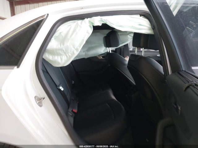 Audi A4 2017 WAUFNAF42HN029085 Image 8