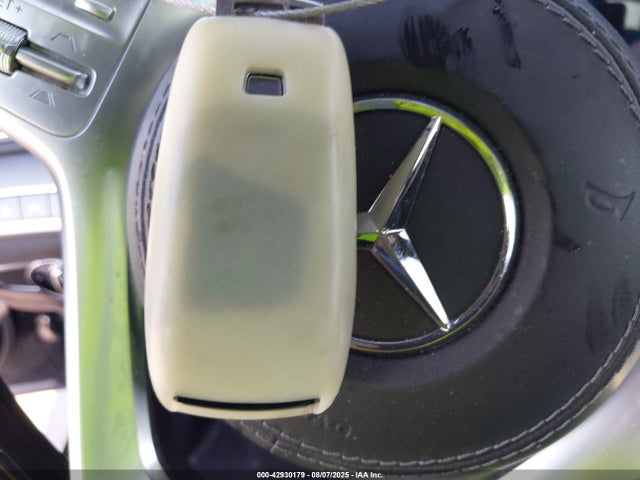 WDDUG8DB8KA445919 Mercedes-Benz m176