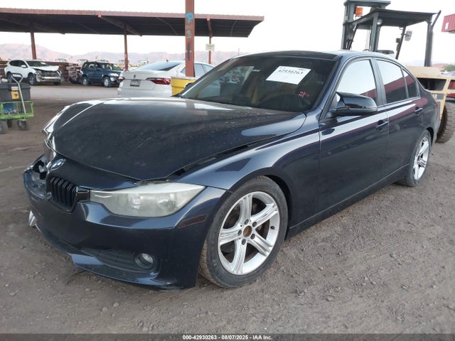 WBA3B1C55EP679165 BMW 320i