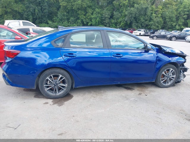 2024 Kia Forte Lxs მანქანა იყიდება აუქციონზე, vin: 3KPF24AD1RE749911, აუქციონის ნომერი: 42930284