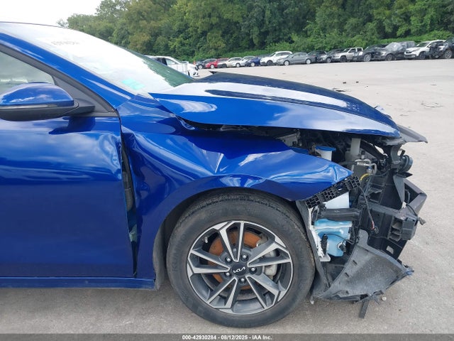 2024 Kia Forte Lxs მანქანა იყიდება აუქციონზე, vin: 3KPF24AD1RE749911, აუქციონის ნომერი: 42930284