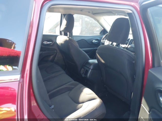 1C4PJMCB7FW702368 Jeep Cherokee