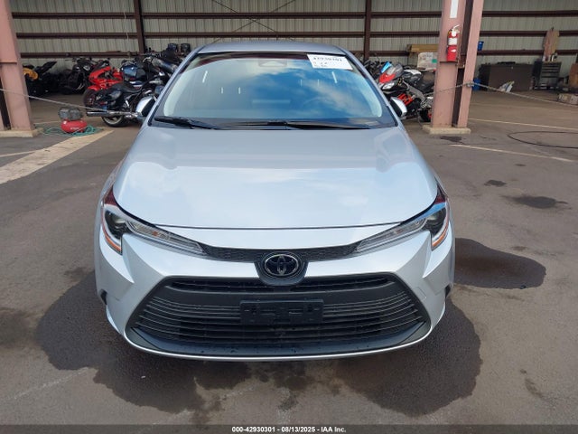 Toyota COROLLA LE 2025 JTDB4MEE6SJ019996 Image 25