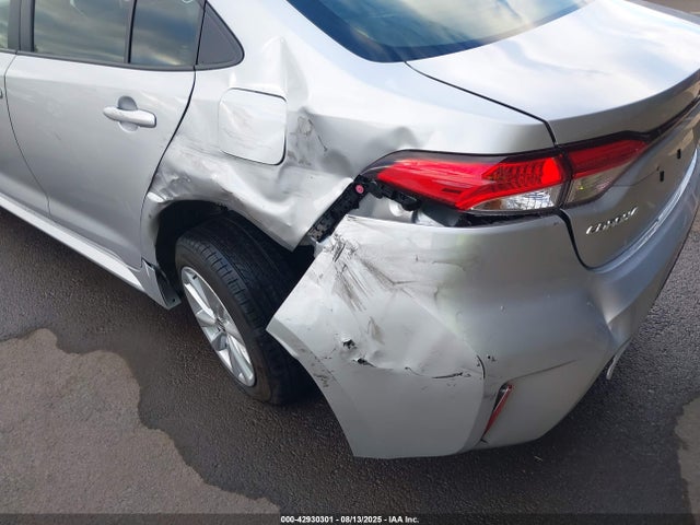 Toyota COROLLA LE 2025 JTDB4MEE6SJ019996 Image 32