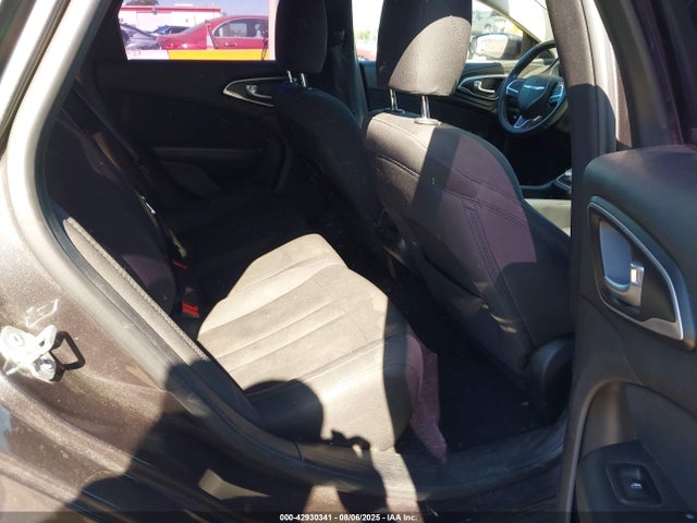 1C3CCCAB2GN101306 Chrysler 2016