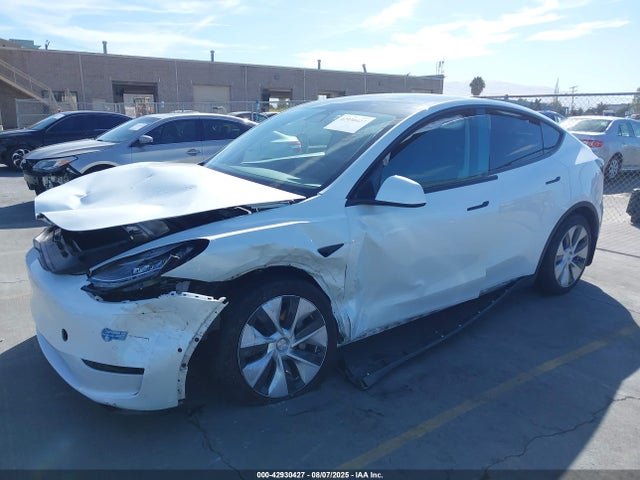 2021 TESLA MODEL Y 5YJYGDEEXMF209148 Photo 1