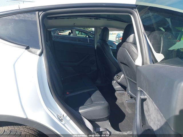 2021 TESLA MODEL Y 5YJYGDEEXMF209148 Photo 7