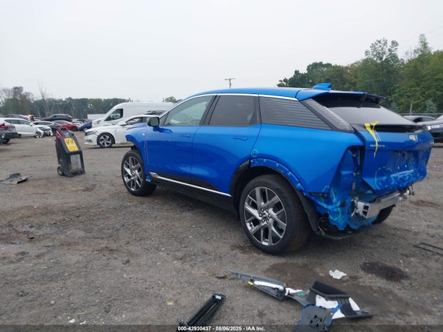 2025 CADILLAC OPTIQ 3GYK3BMRXSS188262 Photo 2