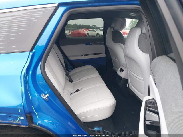 2025 CADILLAC OPTIQ 3GYK3BMRXSS188262 Photo 7