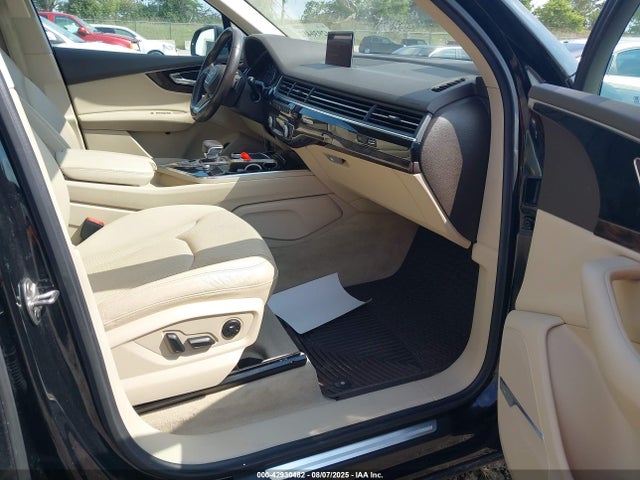 2017 AUDI Q7 WA1LAAF75HD036964 Photo 4