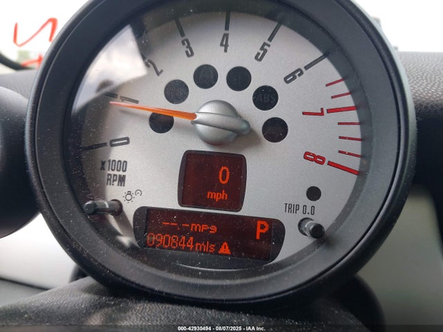 2011 MINI COOPER WMWSU3C54BT252158 Photo 6