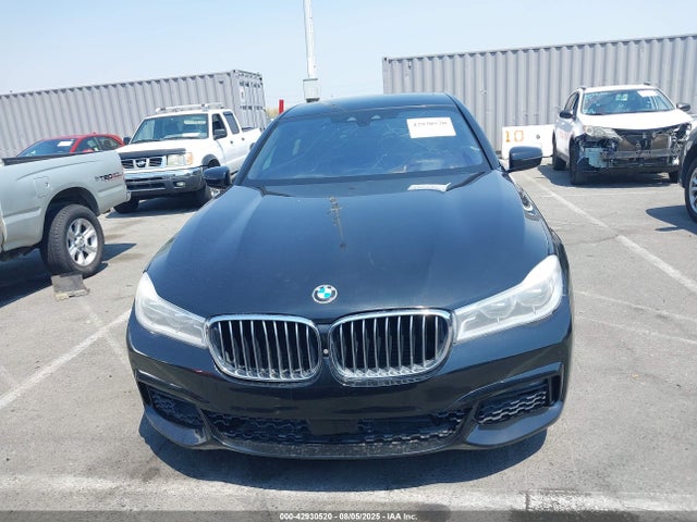BMW 750i 2016 WBA7F0C52GGL99237 Image 12