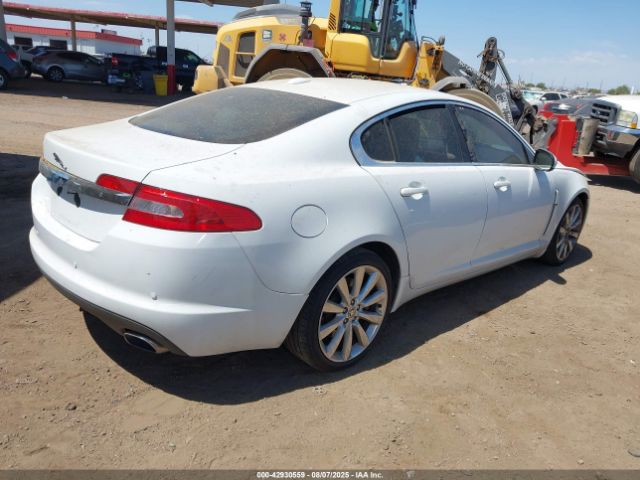 2011 JAGUAR XF SAJWA0FB2BLS14393 Photo 3