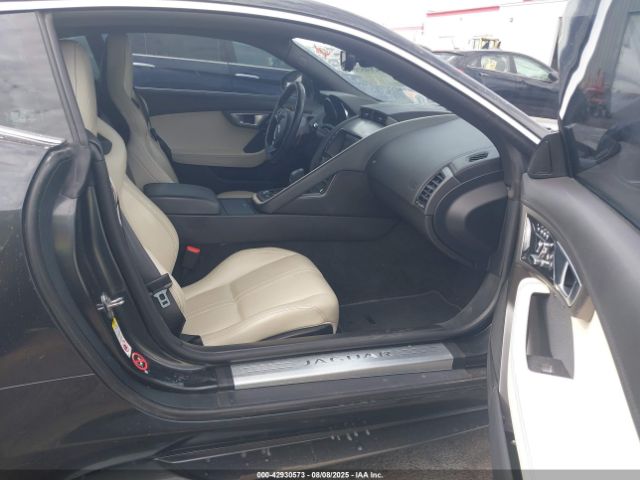 2016 JAGUAR F-TYPE SAJWJ6BV1G8K25236 Photo 4