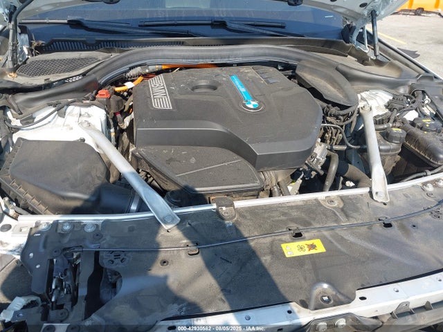 WBAJA9C51KB389068 BMW 530e