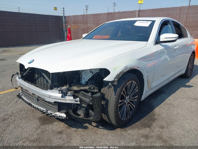 WBAJA9C51KB389068 BMW 530e