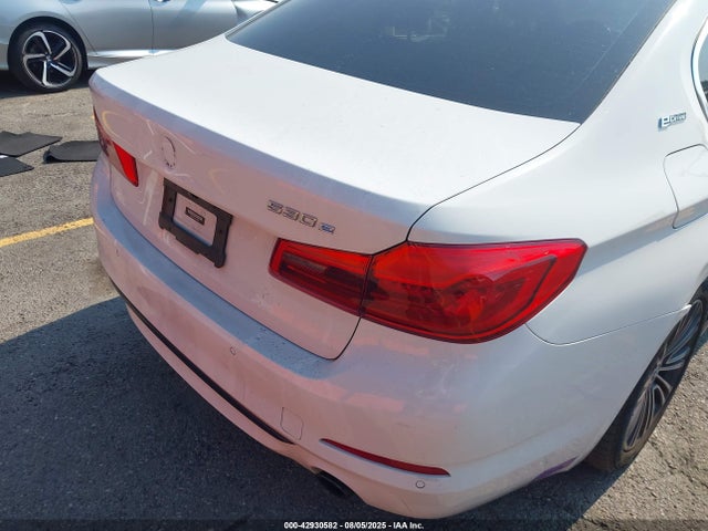 WBAJA9C51KB389068 BMW 530e