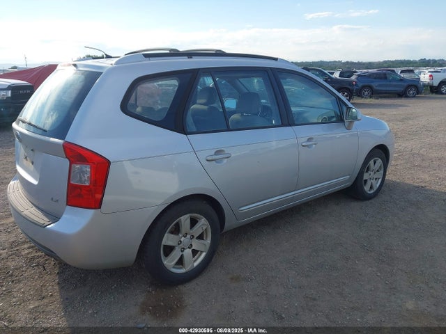 Продажа на аукционе авто 2007 Kia Rondo Lx, vin: KNAFG525177081889, номер лота: 42930595