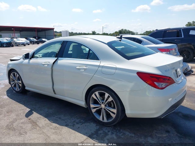 Mercedes-Benz CLA-Class 2017 WDDSJ4EB1HN417848 Image 3