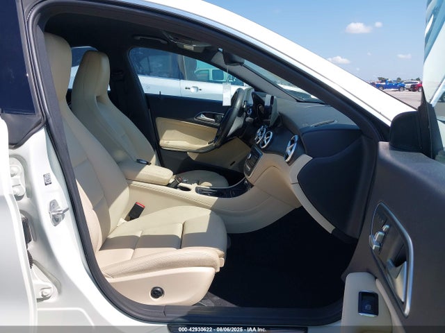 Mercedes-Benz CLA-Class 2017 WDDSJ4EB1HN417848 Image 5