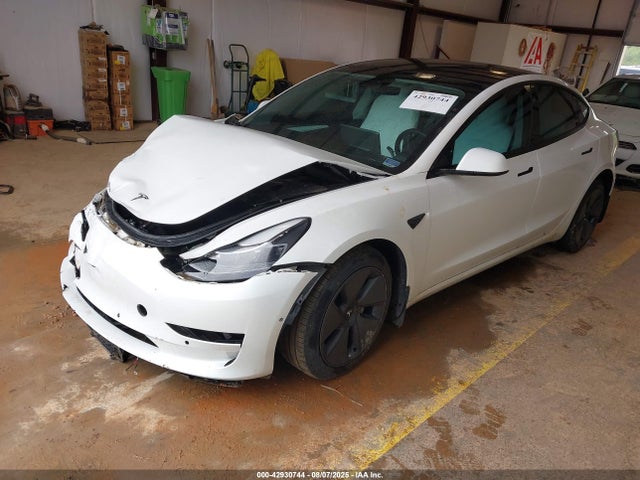 2022 TESLA MODEL 3 5YJ3E1EB8NF152275 Photo 1