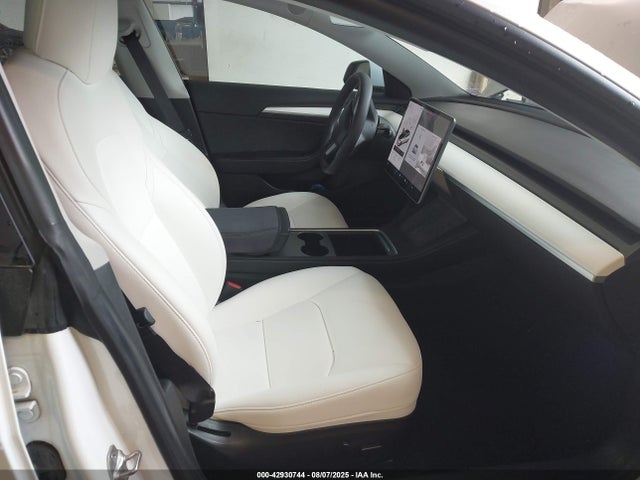 2022 TESLA MODEL 3 5YJ3E1EB8NF152275 Photo 4