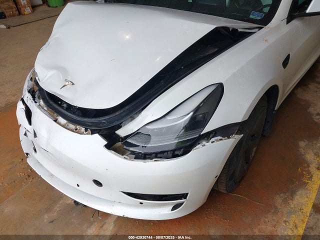 2022 TESLA MODEL 3 5YJ3E1EB8NF152275 Photo 5