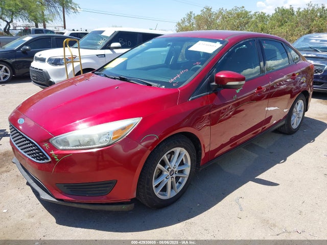 Ford Focus 2015 1FADP3F26FL316779 Image 2