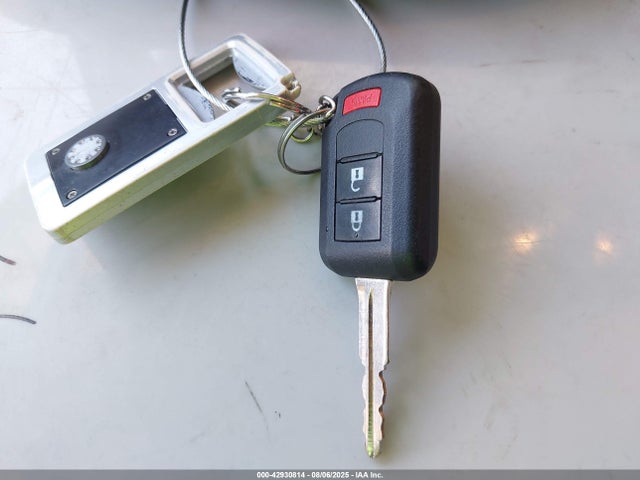 2020 MITSUBISHI OUTLANDER JA4AD2A35LZ046981 Photo 10