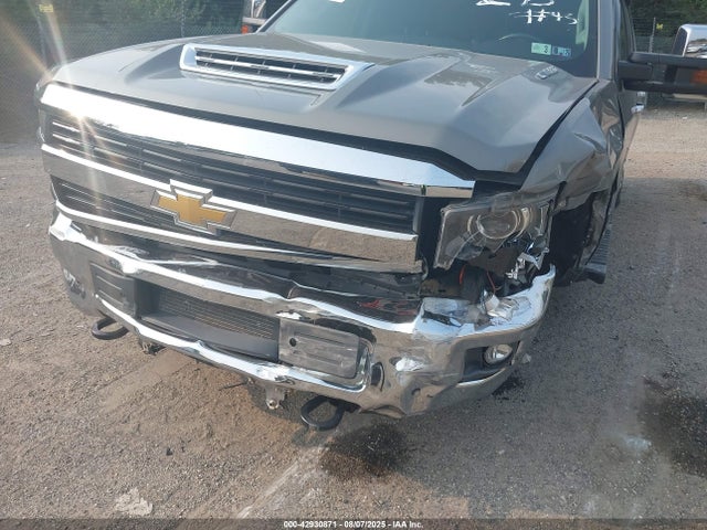 1GC1KWEY9HF186579 Chevrolet l5p - direct injection, duramax, gen 5, var 1