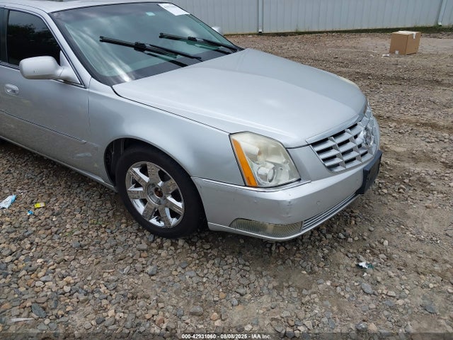 2011 CADILLAC DTS 1G6KD5E66BU123288 Photo 5