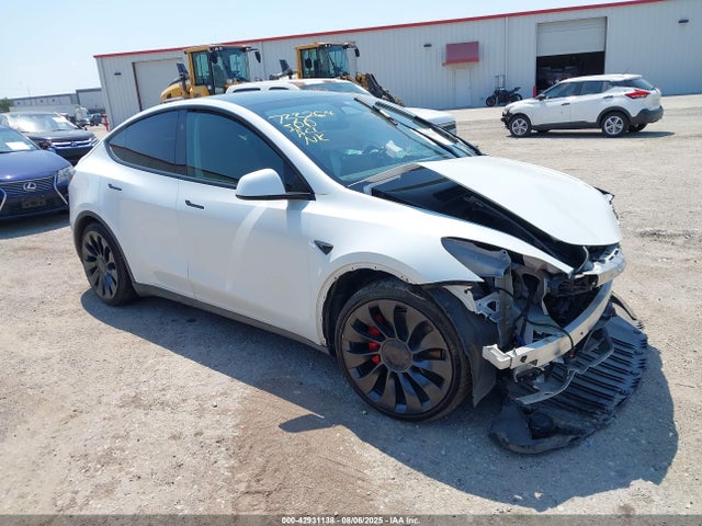 2023 TESLA MODEL Y 7SAYGDEF2PF802809 Photo 0