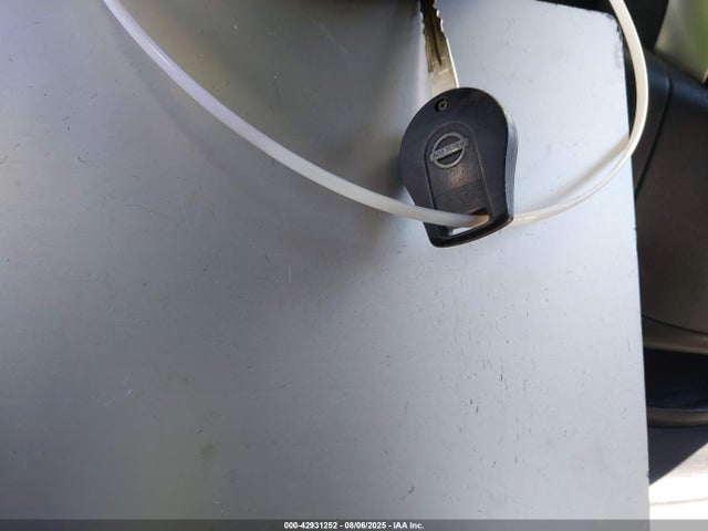 3N1CE2CP1EL396035 Nissan 2014