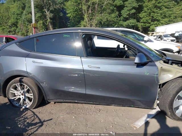 7SAYGDEE9PA034329 Tesla 2023