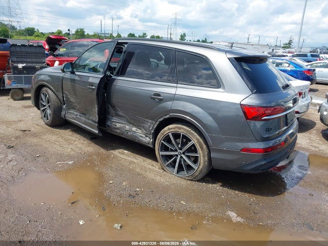 2021 AUDI Q7 WA1VXAF7XMD024021 Photo 2